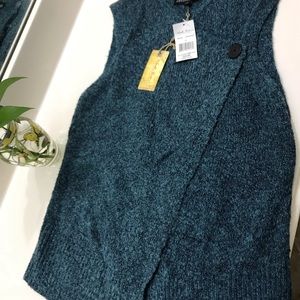 Vest sweater